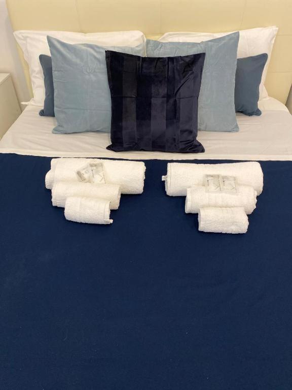Domus Luigi Leone 2 Bed & Breakfast Napoli Dış mekan fotoğraf