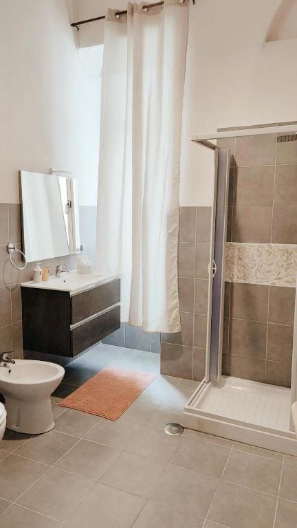 Domus Luigi Leone 2 Bed & Breakfast Napoli Dış mekan fotoğraf